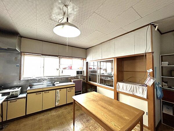 detached 青森県三戸郡五戸町字荒町11-2
地図を見る