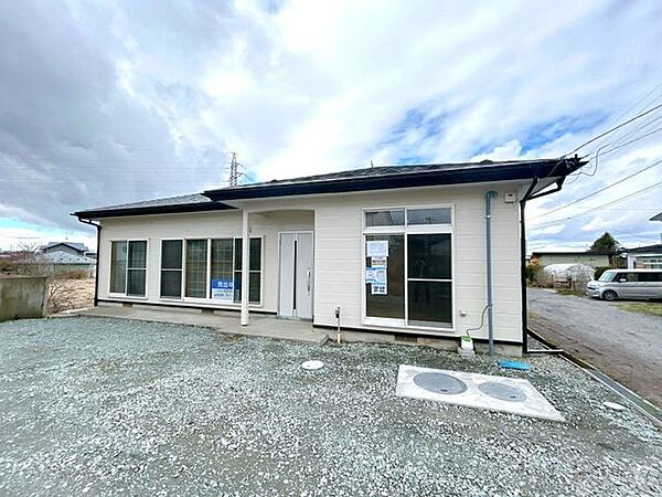 【リフォーム済】現地外観写真です。屋根外壁塗装を行いました。