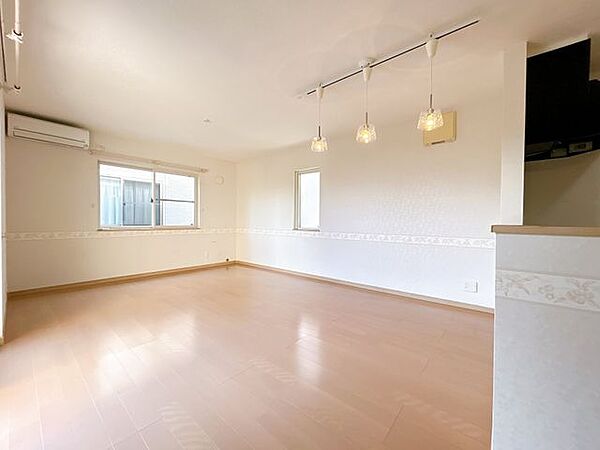 【現況販売】リビングの写真です。