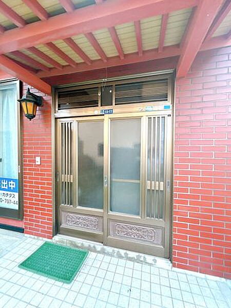 【期間限定現況販売】玄関の写真です。