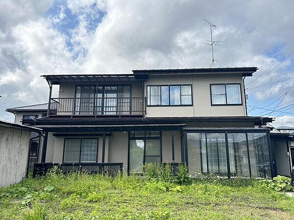 detached 岩手県滝沢市大釜風林452-8
地図を見る