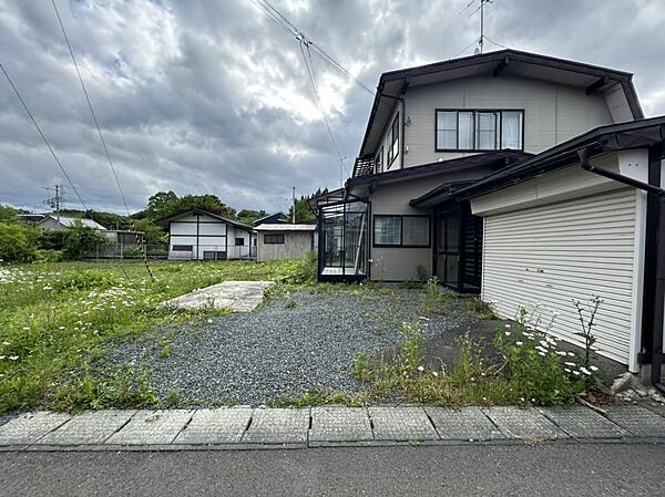 detached 岩手県滝沢市大釜風林452-8
地図を見る