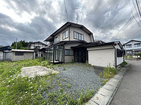 detached 岩手県滝沢市大釜風林452-8
地図を見る
