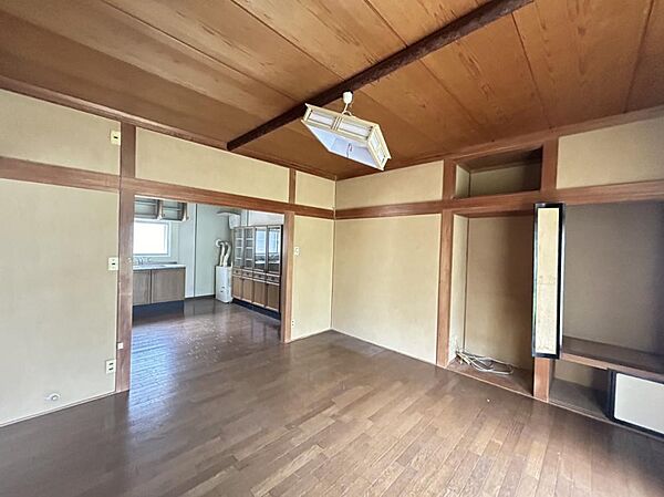 detached 岩手県滝沢市大釜風林452-8
地図を見る