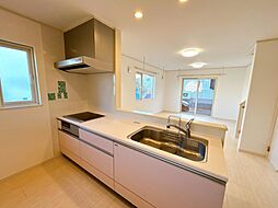 紫波郡紫波町中島字前郷　戸建て 3LDKのリビング/ダイニング