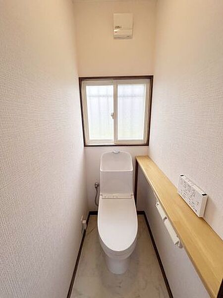 【リフォーム中】便器はクリーニングを行います。