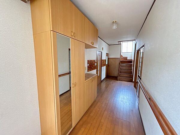 detached 岩手県胆沢郡金ケ崎町西根裏小路3-3
地図を見る