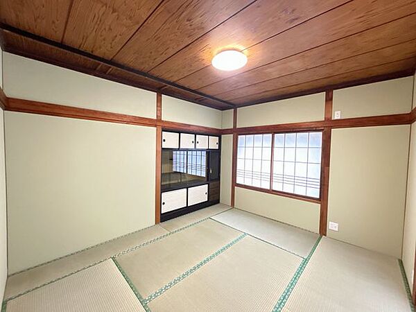 【リフォーム後】1階東側和室です。