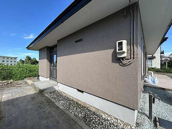 【リフォーム中】玄関外観です。