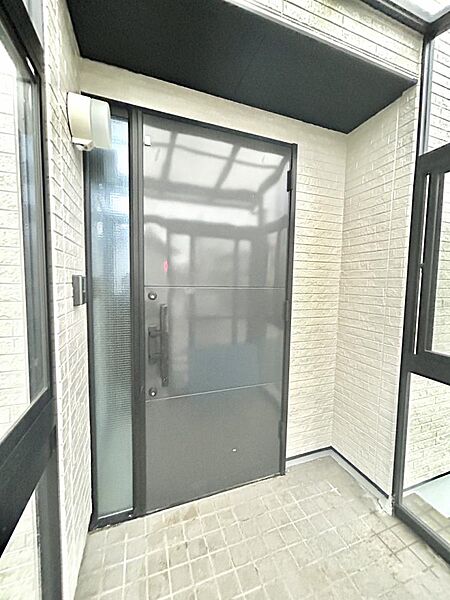 detached 秋田県南秋田郡八郎潟町字昼根下92-2
地図を見る