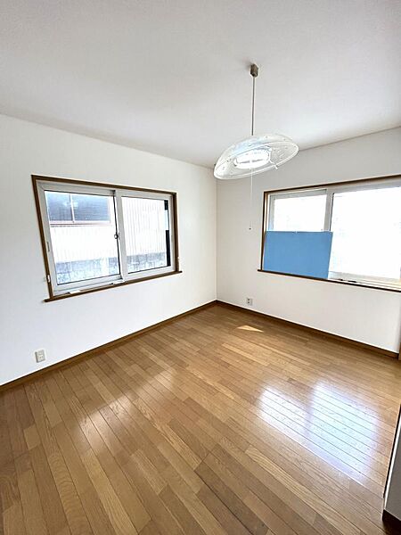 detached 秋田県南秋田郡八郎潟町字昼根下92-2
地図を見る