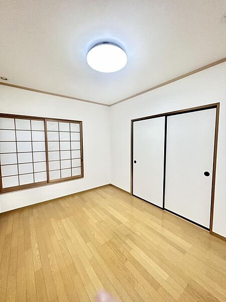 detached 秋田県南秋田郡八郎潟町字昼根下92-2
地図を見る