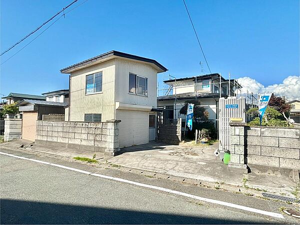 detached 秋田県潟上市天王字上北野138-5
地図を見る