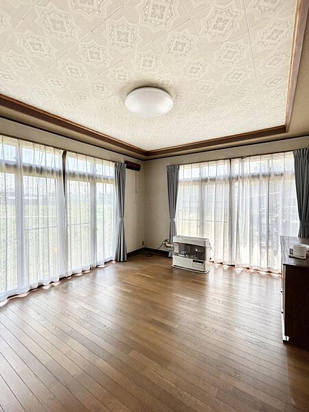 detached 秋田県南秋田郡八郎潟町字中田235-2
地図を見る