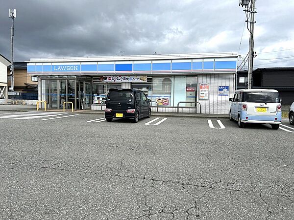 detached 秋田県潟上市飯田川飯塚字塞ノ神78-5
地図を見る