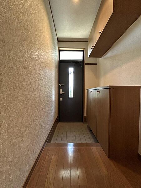 detached 秋田県潟上市天王字北野125-13
地図を見る