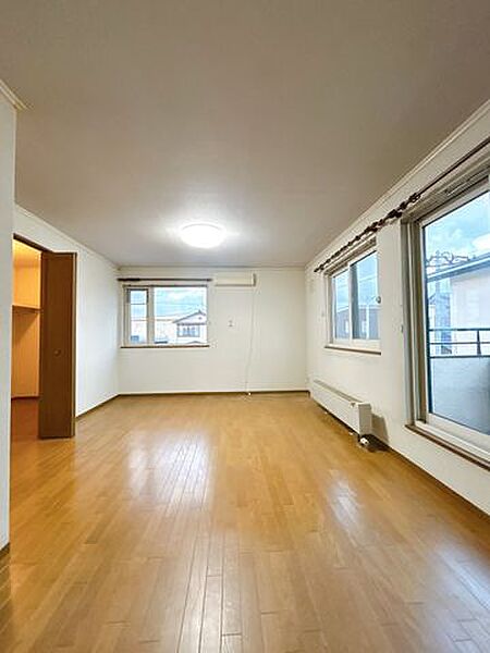 洋室を拡大表示