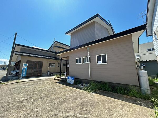 detached 秋田県湯沢市関口字上寺沢68-29
地図を見る