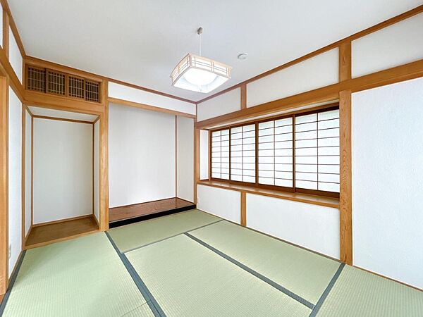 detached 秋田県横手市朝日が丘4丁目6-25
地図を見る