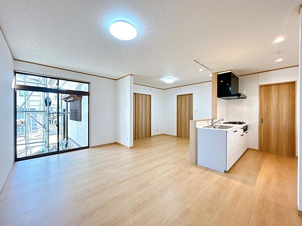 detached 秋田県横手市十文字町上鍋倉字西坊田野7-30
地図を見る