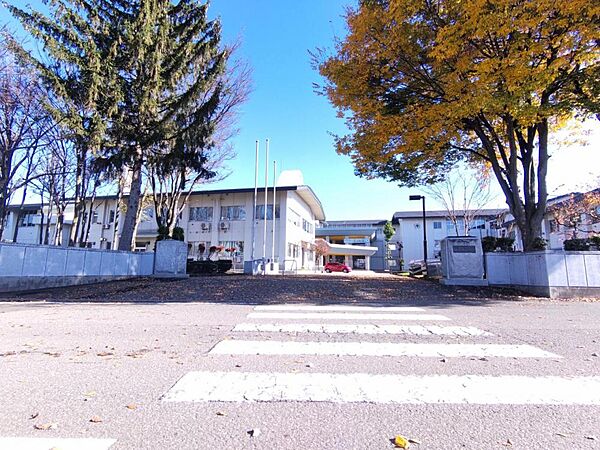 detached 秋田県横手市十文字町上鍋倉字西坊田野7-30
地図を見る