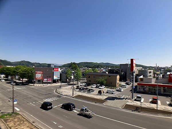 apartment 秋田県横手市大水戸町10-1
地図を見る