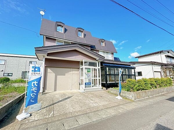 detached 秋田県横手市睦成字八幡田31-6
地図を見る