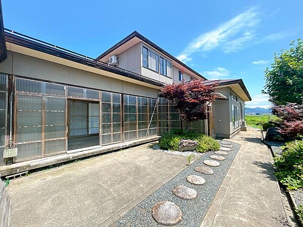 detached 秋田県横手市横手町字六ノ口89
地図を見る