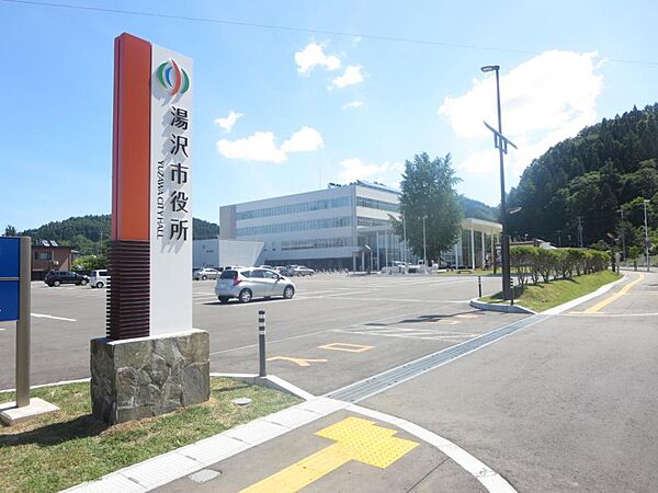 detached 秋田県湯沢市倉内字五反田90-1
地図を見る