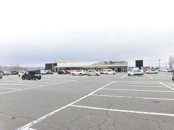 detached 秋田県湯沢市倉内字五反田90-1
地図を見る