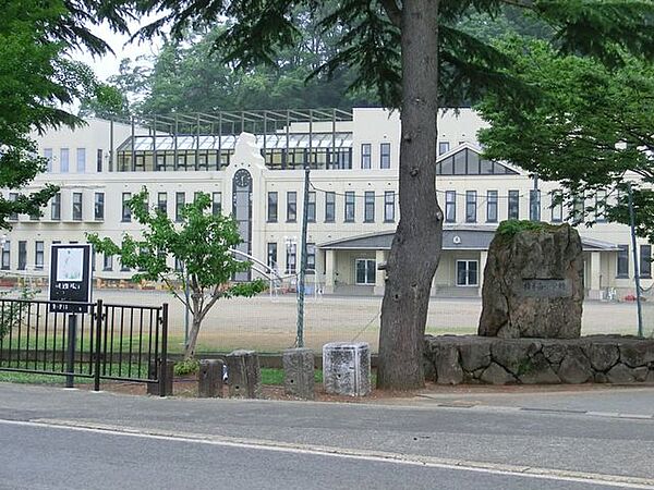 【周辺環境】横手市立横手南小学校まで約1500ｍ(徒歩で約19分) 3000m