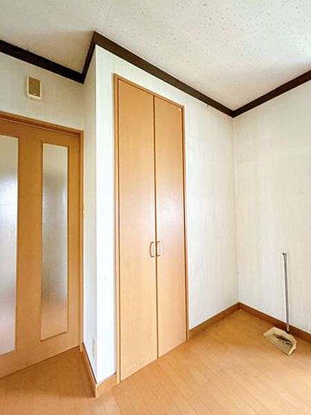 【現況販売】1階リビング収納です。