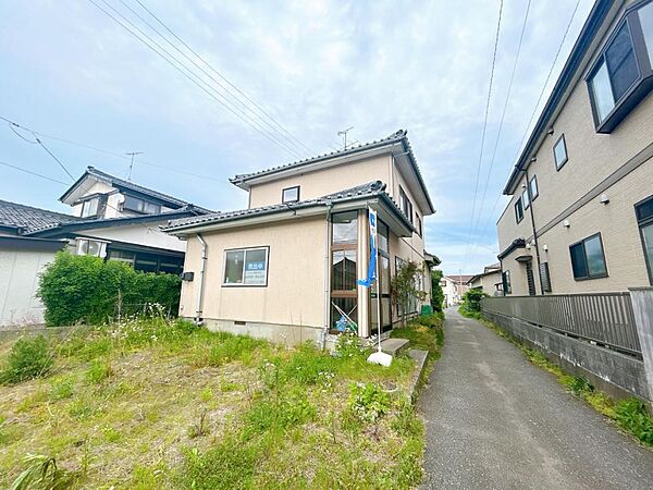 detached 山形県酒田市亀ケ崎3丁目2-64
地図を見る