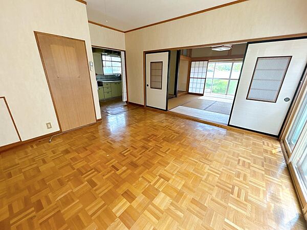 detached 山形県酒田市亀ケ崎3丁目2-64
地図を見る