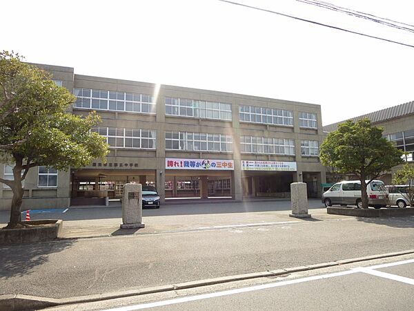 detached 山形県酒田市亀ケ崎3丁目2-64
地図を見る