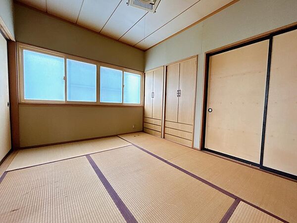 detached 山形県酒田市亀ケ崎3丁目2-64
地図を見る