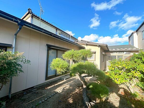 detached 山形県酒田市山居町1丁目4-30
地図を見る