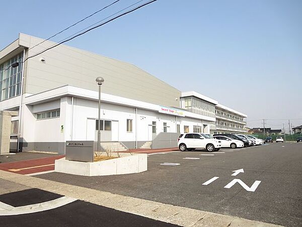酒田市立第二中学校まで1500ｍ（徒歩19分）