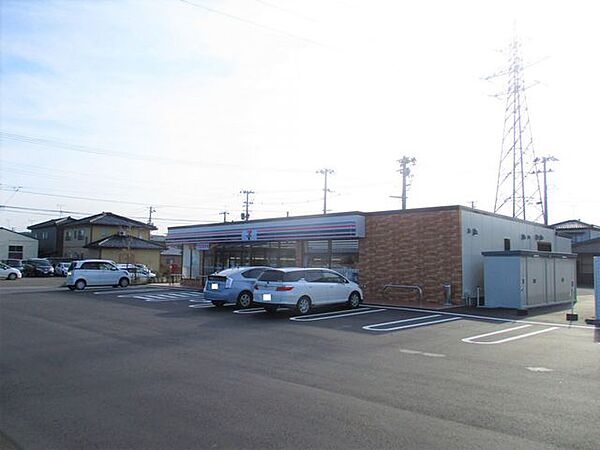 市立鳥海 セブンイレブン酒田上安町店様まで3500m(車で7分)。 2500m