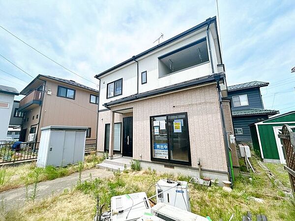 【リフォーム中】外観を別角度から撮影しました。