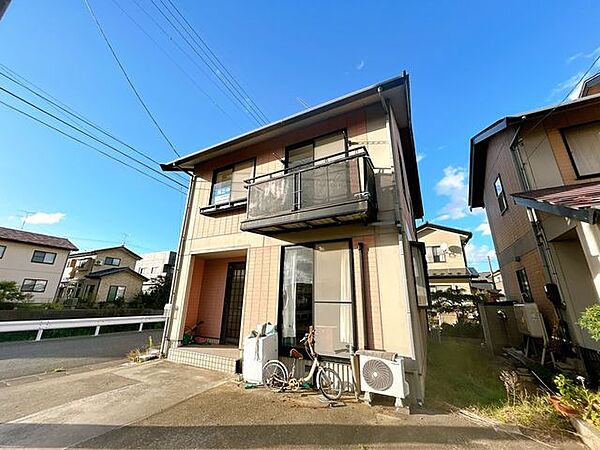 【現況販売】外観を別角度から撮影しました。
