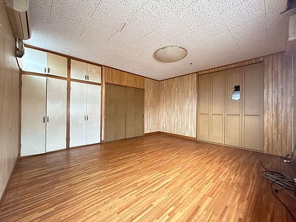 洋室を拡大表示