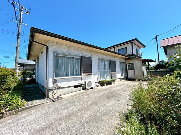 detached 山形県寒河江市緑町130
地図を見る