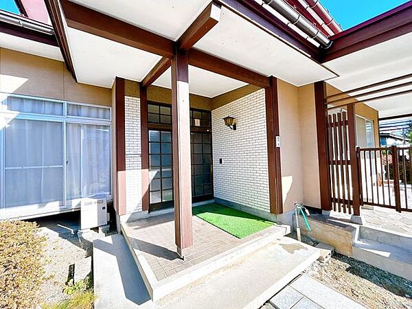 【現況販売】玄関の鍵は新しく交換してのお引き渡しになります。