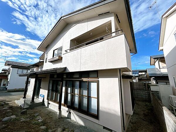【リフォーム済】外壁屋根は前面塗装と補修点検を行いました。