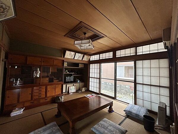 室内