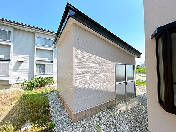 detached 山形県南陽市二色根202-16
地図を見る
