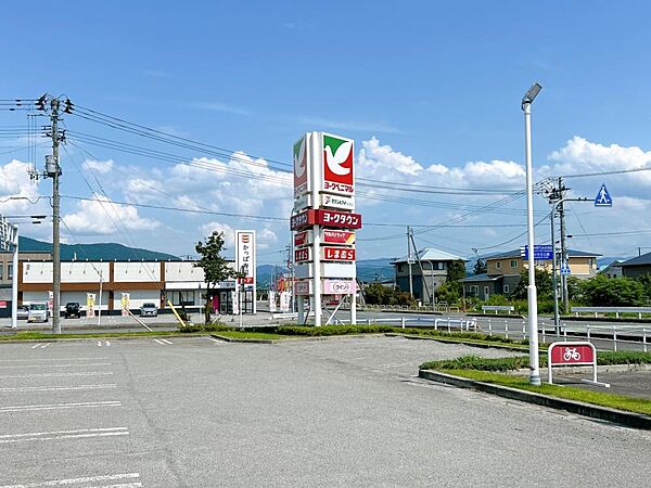 detached 山形県南陽市二色根202-16
地図を見る