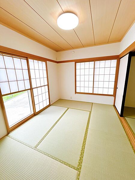 detached 山形県南陽市三間通709-6
地図を見る