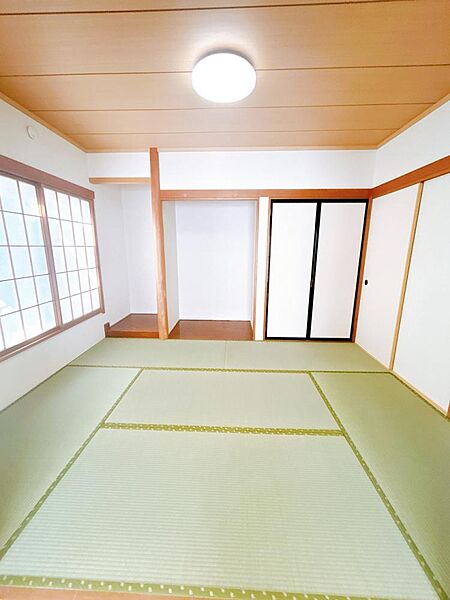 detached 山形県南陽市三間通709-6
地図を見る